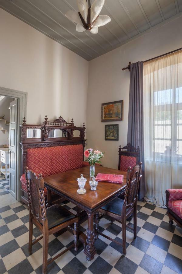 Вилла Dellagracia Mansion In Poseidonia Syros Posidhonia  Экстерьер фото